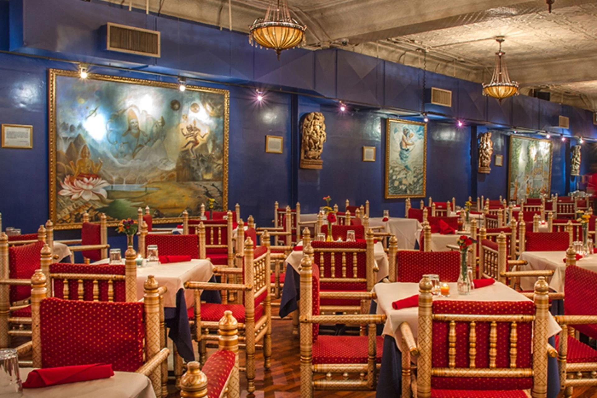 New York City's Best Indian Brunch Spots.. Check Them..!