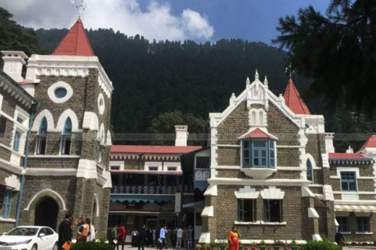 Nainital High Court Is Seeking Uttarakhand Government's Response To Tourist Crowds