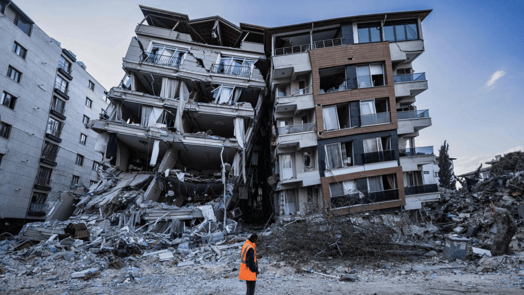 A 6.3 magnitude earthquake struck Antakya, Turkey, late Monday, causing panic and damaging buildings just two weeks after the worst earthquake in modern Turkish history killed tens of thousands. Witnesses reported feeling the earthquake strongly and seeing additional damage to buildings in Antakya's city centre. The recent earthquake has left residents fearful of more aftershocks, while Turkish rescue teams work to ensure everyone's safety.