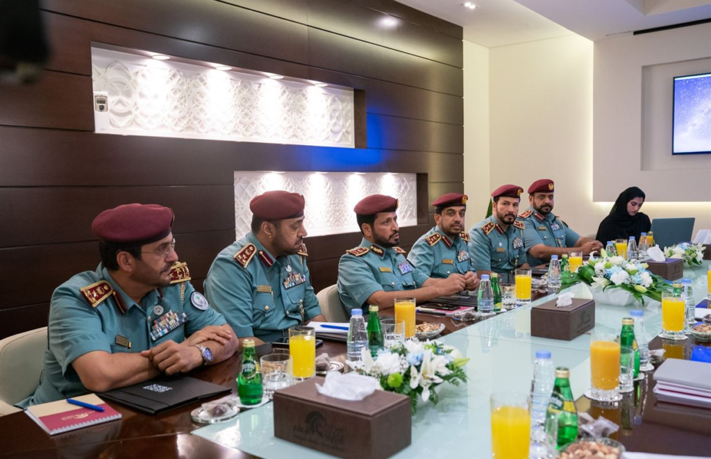 Major General Saif Al Zari Al Shamsi, Commander-in-Chief of Sharjah Police, presided over the 4th Permanent Supreme Command Committee meeting to address various security issues related to improving the quality of life and security in Sharjah. The meeting included discussions on security surveillance systems to protect private facilities from theft.