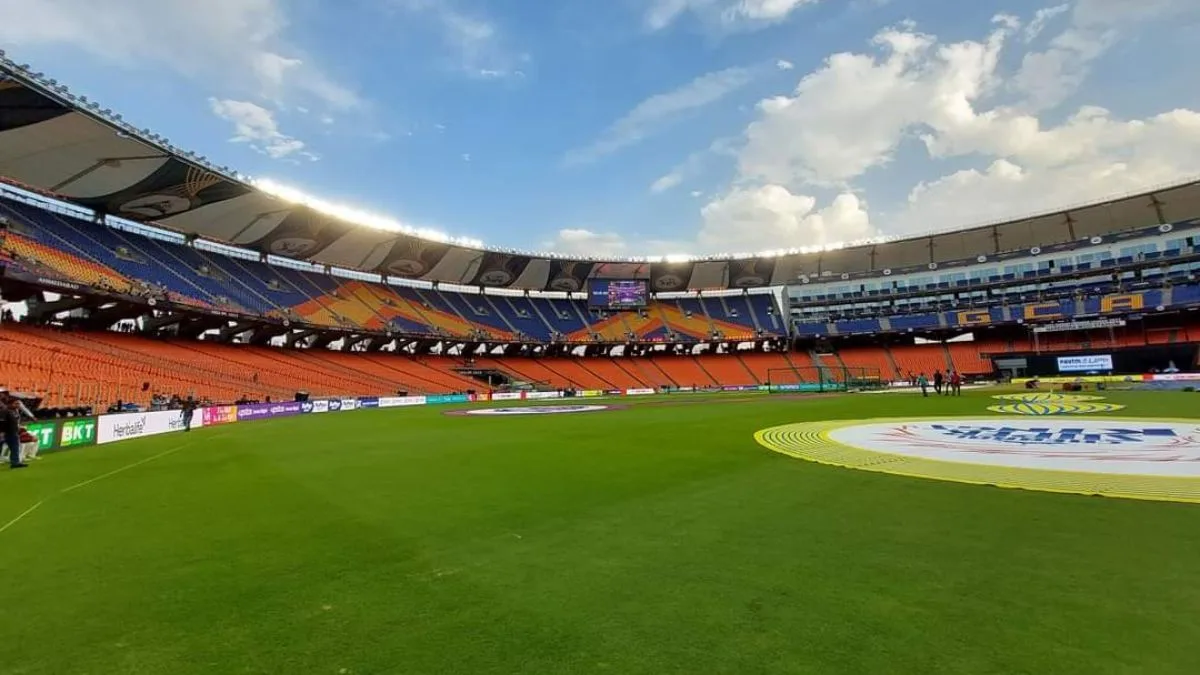 Ahmedabad's Narendra Modi Stadium with a seating capacity of 1 lakh people is reportedly the front runner to host the highly anticipated India vs Pakistan ODI World Cup 2023 match. The stadium has state-of-the-art facilities and is a no-brainer choice for this epic cricket encounter. Ahmedabad Weather smh vs gtc