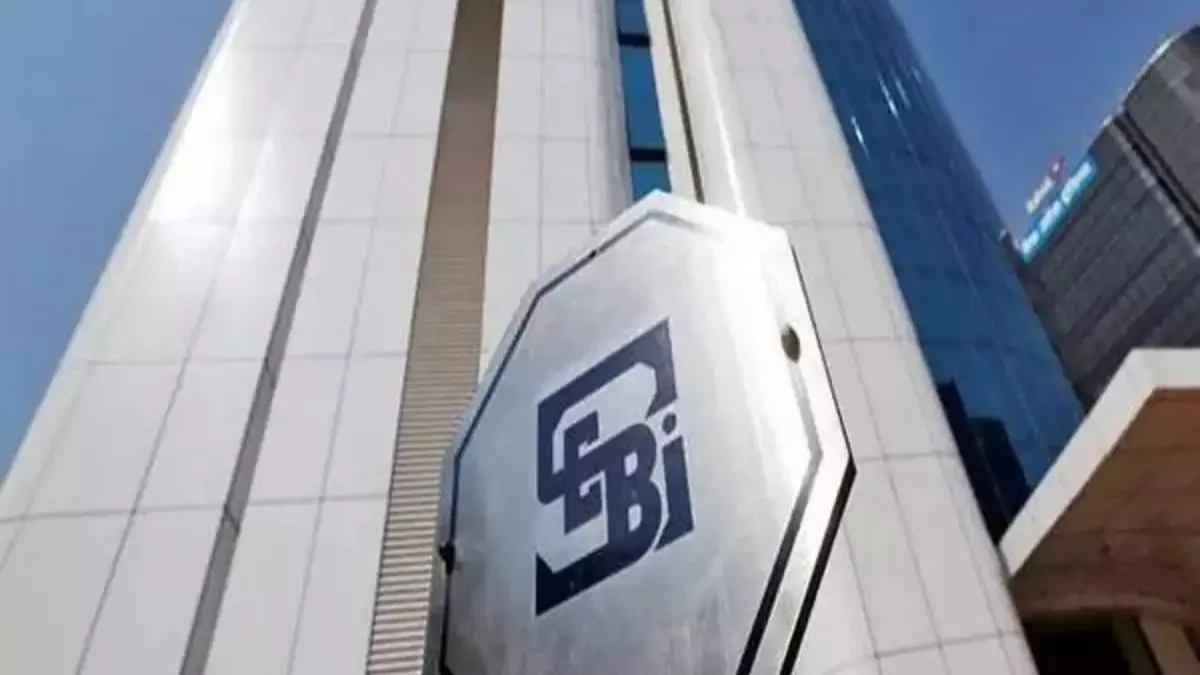 The Securities and Exchange Board of India (SEBI) has recently issued new guidelines for investment advisers (IAs) and research analysts (RAs) prohibiting the use of technical and legal terms or guaranteed returns in their advertisements. This move is seen as a response to the growing number of complaints against misleading information and edited screenshots shared by 'finfluencers' to attract new business leads.