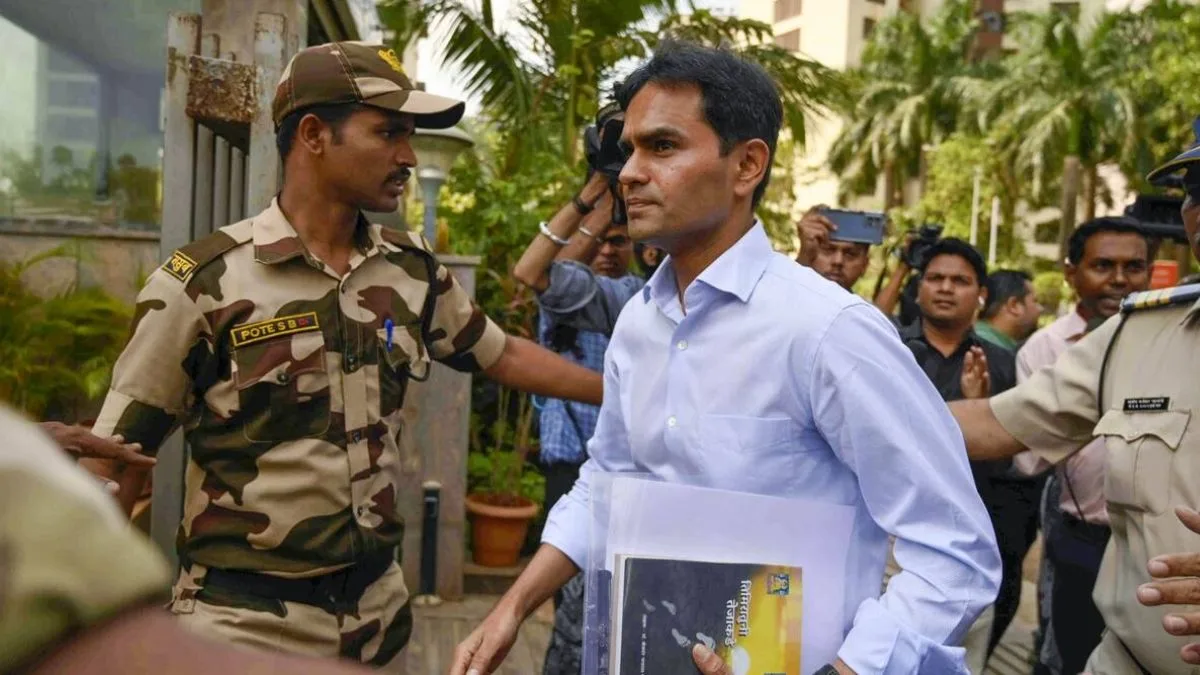 Former NCB Zonal Director Sameer Wankhede plans to write to the Mumbai Police Commissioner, seeking special security for himself and his wife as they face threats on social media. The developments come in the wake of allegations against Wankhede in the Aryan Khan case, along with claims of corruption. Stay updated with the latest details.