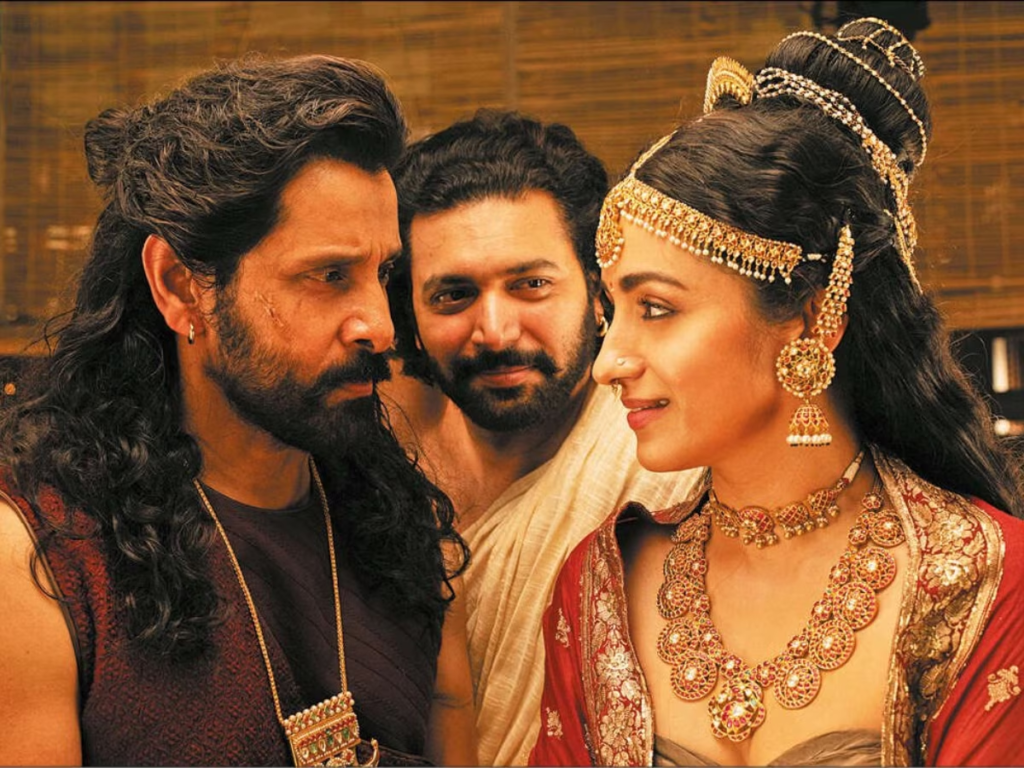 According to trade sources, 'Ponniyin Selvan 2' had a major drop in its box office collections on Tuesday, Day 5. However, the movie still managed to enter the 200 crore club, making over Rs. 230 crore worldwide in just five days. Read on for the latest update on the box office collections of 'Ponniyin Selvan 2'.