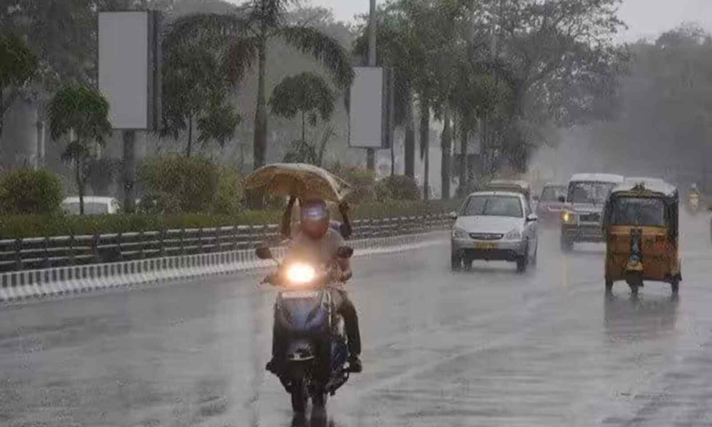 The India Meteorological Department (IMD) has issued a weather forecast indicating light to moderate rainfall and thunderstorms across Telangana and Andhra Pradesh over the next three days. Stay informed about the latest weather conditions and be prepared for possible disruptions.

