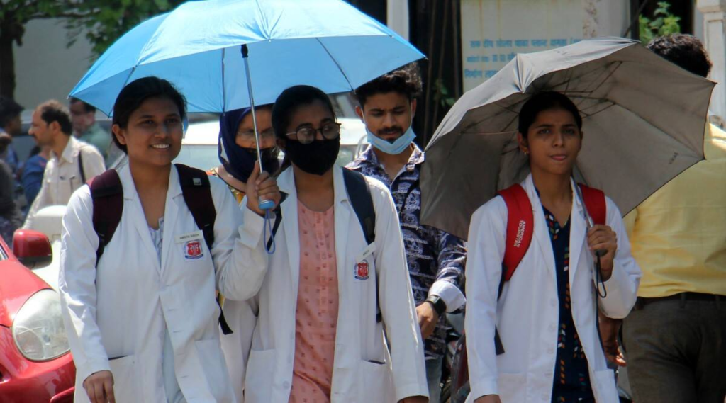 Around 40 medical colleges across India have recently faced derecognition due to their failure to comply with the norms set by the National Medical Commission (NMC). Moreover, approximately 100 more medical colleges in different states are currently under scrutiny for their non-compliance. Find out the specific reasons behind the derecognition and the potential implications for medical education in the country.

