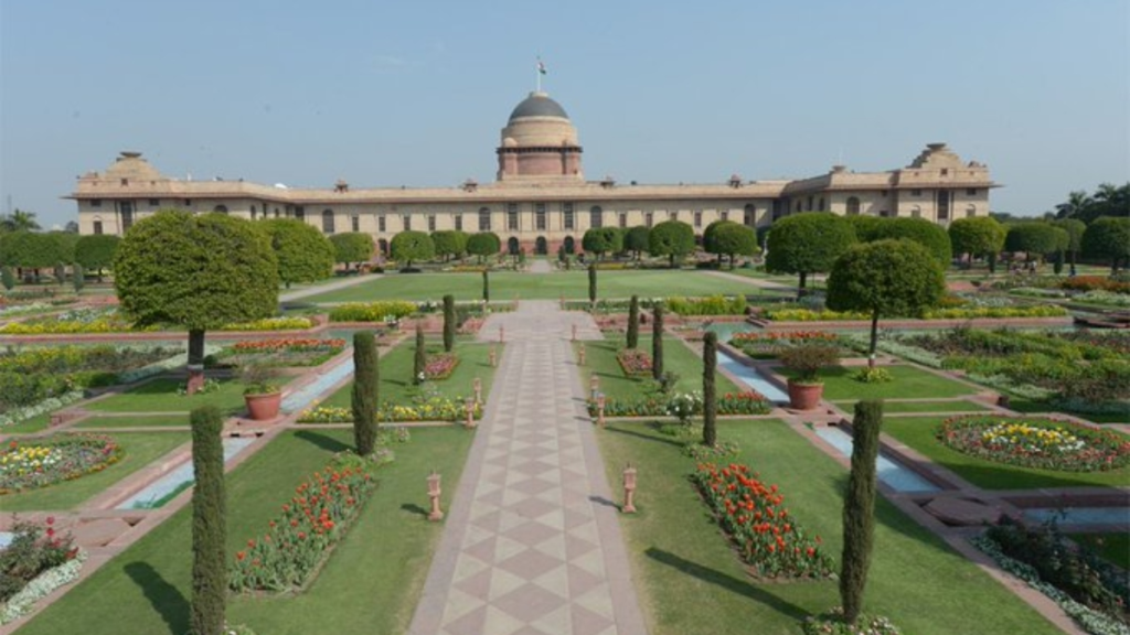 Starting from June 1, common people can now visit the Rashtrapati Bhavan in Delhi for six days a week, except on Mondays and Gazetted Holidays. Learn about the registration process, the different visiting circuits, and exceptions for children. Discover how you can plan your visit to the historic President's House.

