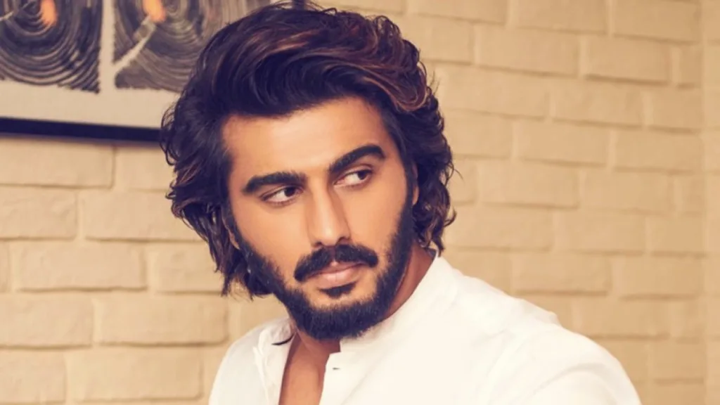 Arjun Kapoor candidly discusses the false news surrounding Malaika Arora's pregnancy and its effect on him. In an exclusive interview, he emphasizes the importance of verifying information and not making assumptions. Read on to understand his thoughts on the matter.