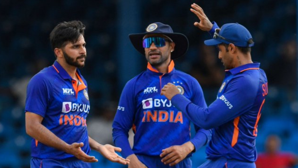 India vs West Indies 2nd ODI live streaming: Here's how fans can watch India vs West Indies 2nd ODI match live in India on TV, Mobile. The match will be played on Saturday, July 29 at 7 PM IST. The match will be telecasted live on Doordarshan and live streamed on JioCinema and FanCode.