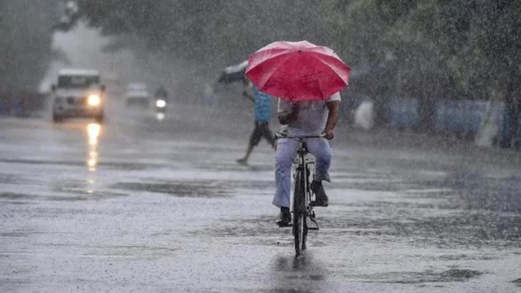 Delhi residents can expect a break from the humidity as the India Meteorological Department (IMD) predicts light rain later in the day. Find out more about the weather forecast and temperature trends in the capital city.