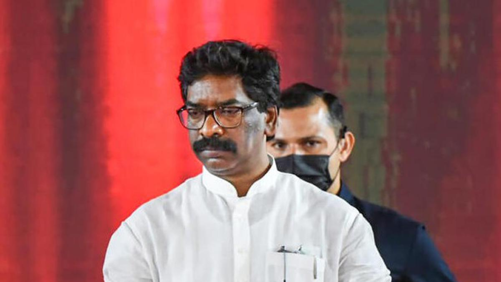 The Enforcement Directorate (ED) has summoned Jharkhand Chief Minister Hemant Soren to appear for questioning on August 14 in connection with an ongoing investigation into a significant land scam. The case involves allegations of financial irregularities amounting to approximately Rs 1000 crore. This summons comes after a previous inquiry last year, during which Soren was interrogated for his alleged involvement in an illegal mining case. Soren had challenged the probe agency's assertions through an open letter, expressing concerns about the clarity of purpose behind the ED's actions.