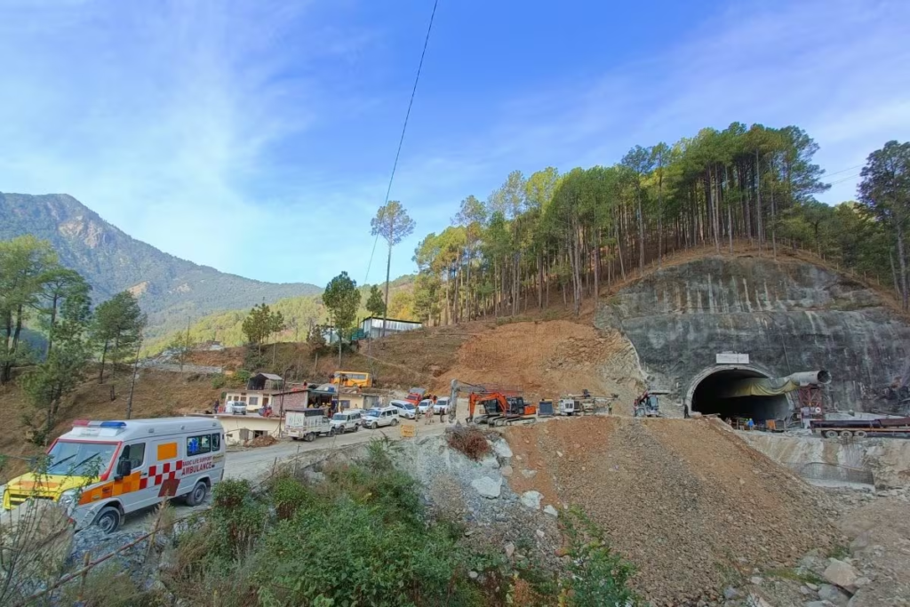 The collapse of a tunnel in Uttarakhand has left 40 workers trapped, including Raju Nayak from Odisha. As families anxiously wait for updates, the government has mobilized rescue efforts in Jharkhand. 
