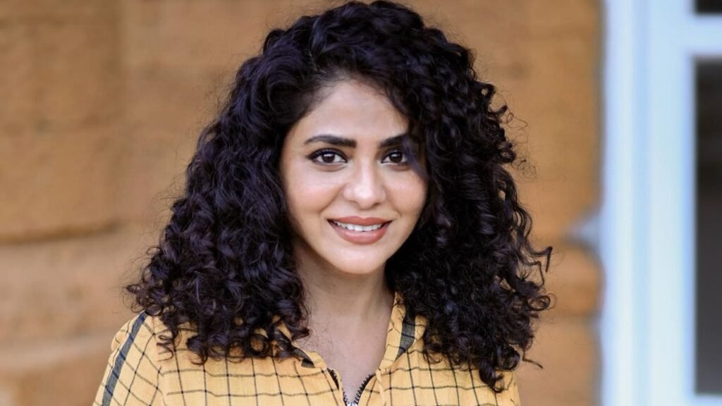 "Actor Poornima Indrajith discusses breaking stereotypes in the OTT era, rejecting roles for popularity, and championing inclusivity for women in all age groups."
