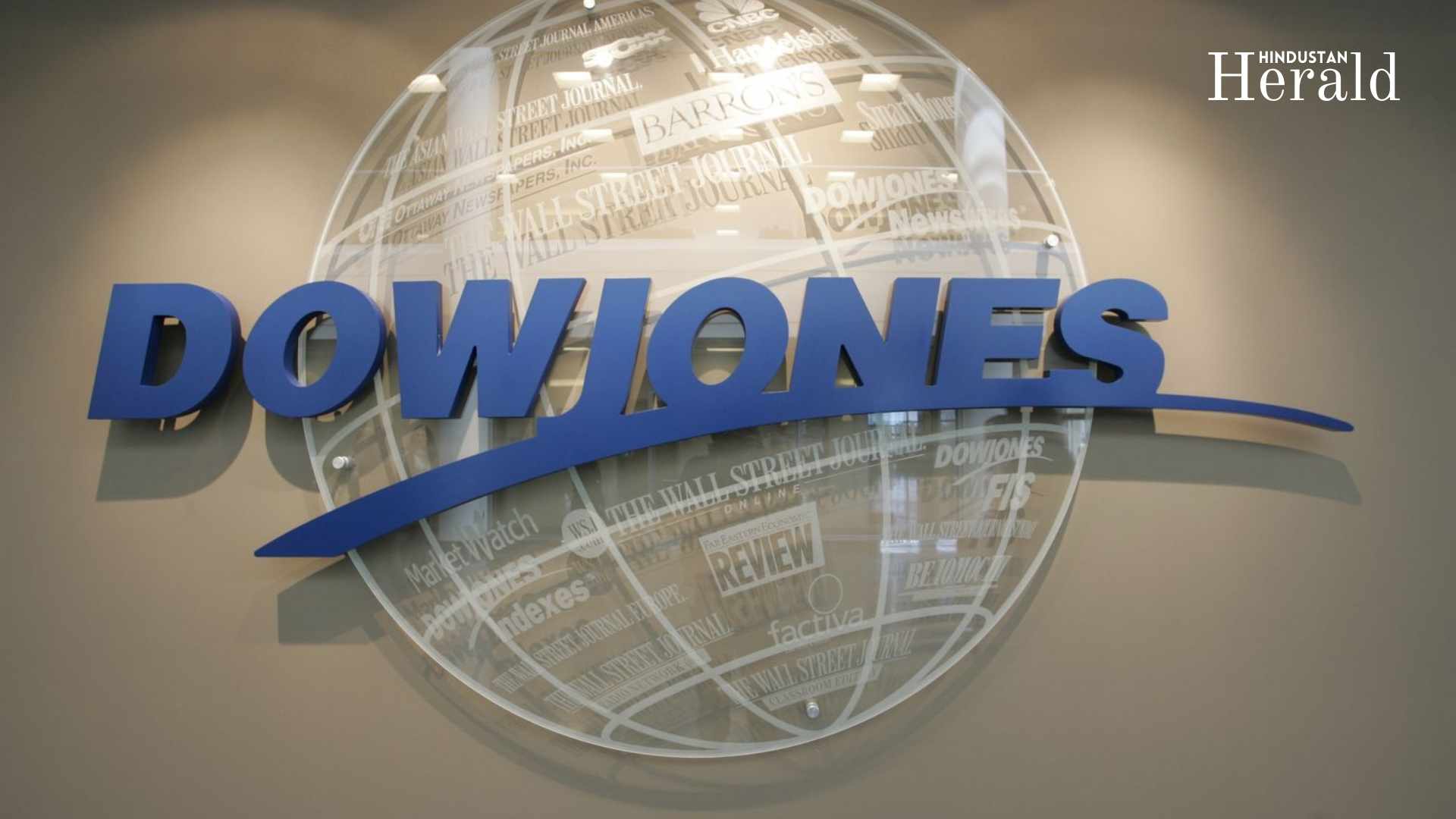 Dow Jones Industrial Average \ S&P 500 Dow Jones decline, Nasdaq closes mixed, US tariff impact, stock market volatility, Trump China tariffs Dow Jones futures plunged over 2.8% on April 10 to hit 38,631 before staging a sharp rebound. Traders eye key support and inflation signals.
